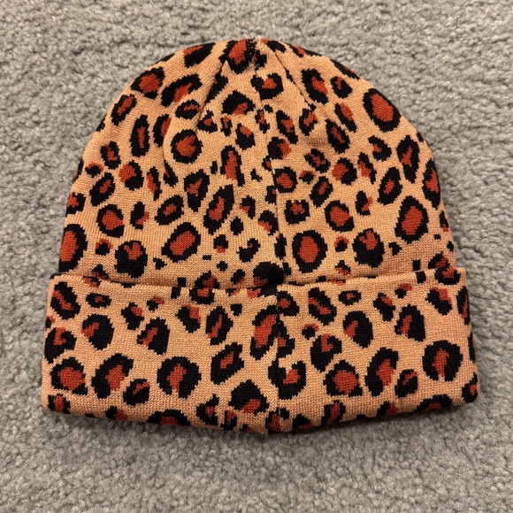 Carhartt Leopard Print Beanie - Picture 2 of 4